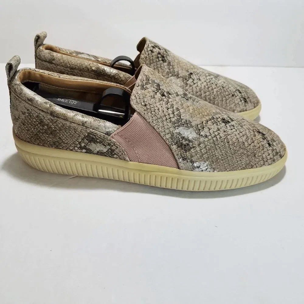 Nurture Brayline Slip On Snake Print Leather Sneakers Shoes Womens Sz 7.5